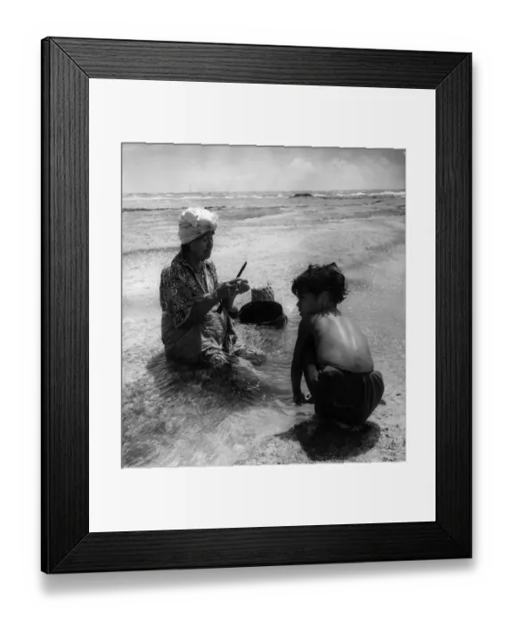 Framed Print : Tongan Mother Framed Print : Tongan Mother