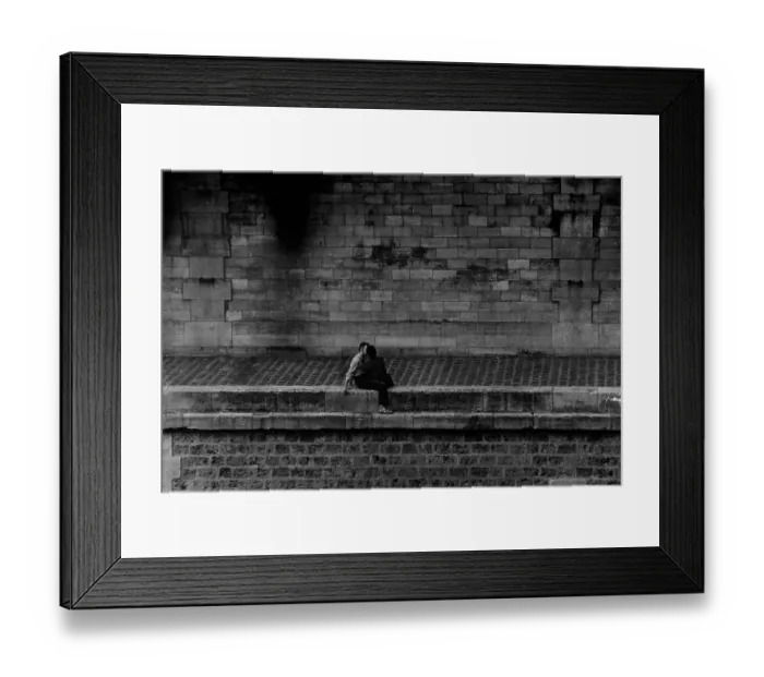 Framed Print : Paris Romance Framed Print : Paris Romance