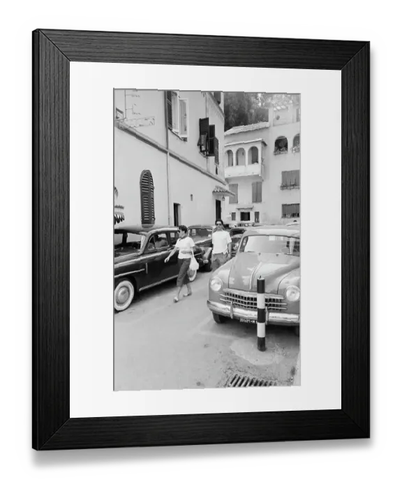 Framed Print : Portofino. Holidaymakers in the tourist resort of Portofino, Italy, August 1952 Framed Print : Portofino. Holidaymakers in the tourist resort of Portofino, Italy, August 1952