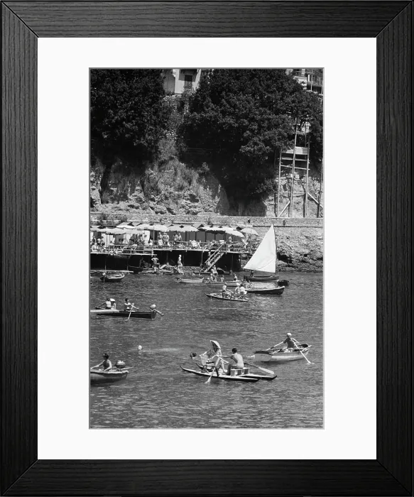 Framed Print : Portofino. Holidaymakers on Paraggi Beach near the tourist resort of Portofino Framed Print : Portofino. Holidaymakers on Paraggi Beach near the tourist resort of Portofino