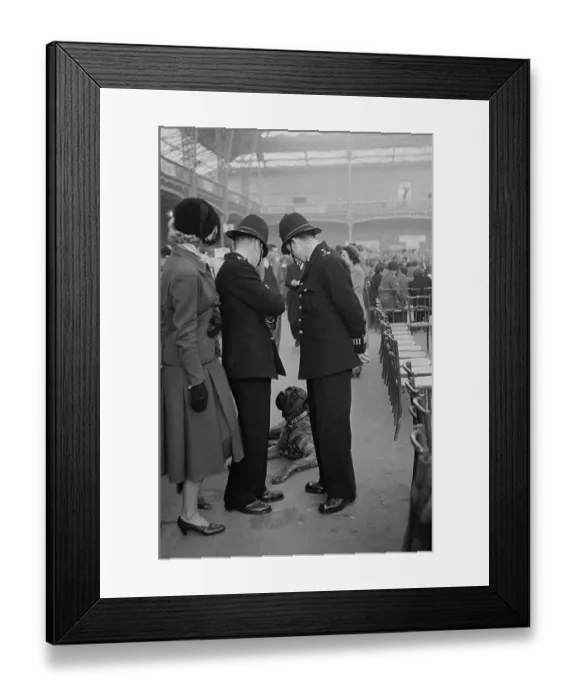 Framed Print : Police At Crufts Framed Print : Police At Crufts