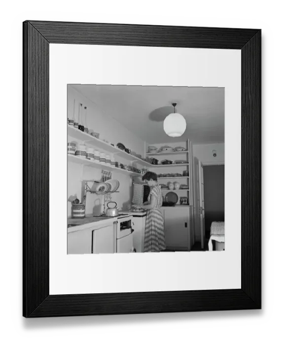 Framed Print : A Flat In Eaton Square Framed Print : A Flat In Eaton Square