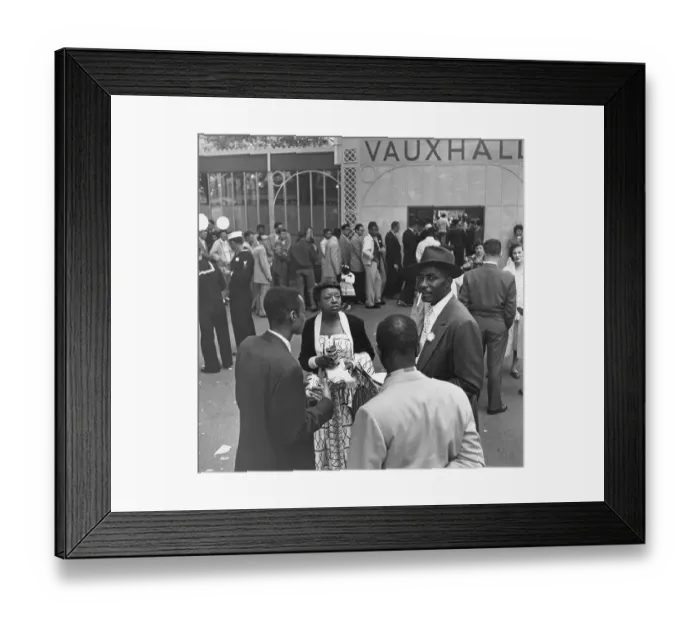 Framed Print : Americans In Battersea Framed Print : Americans In Battersea