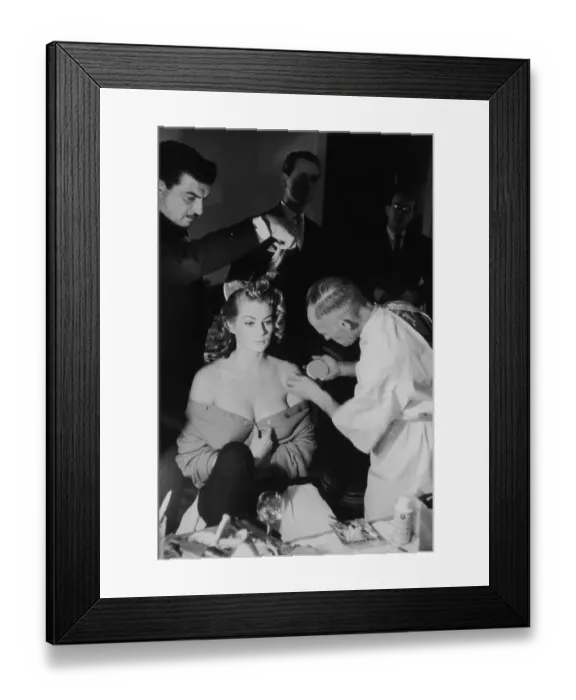 Framed Print : Anita Ekberg Framed Print : Anita Ekberg