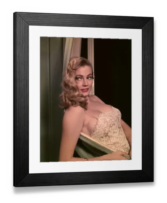 Framed Print : Anita Ekberg Framed Print : Anita Ekberg