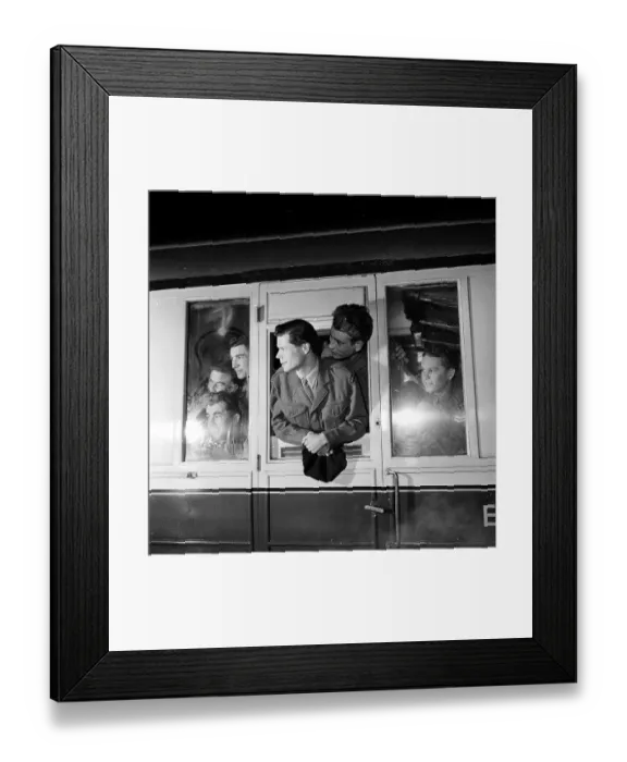 Framed Print : Hello To Berlin Framed Print : Hello To Berlin