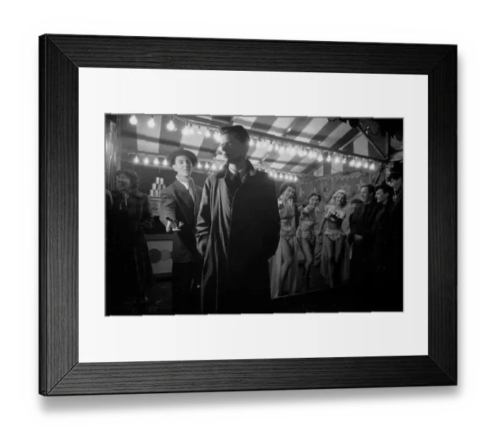 Framed Print : At Vanity Fair Framed Print : At Vanity Fair