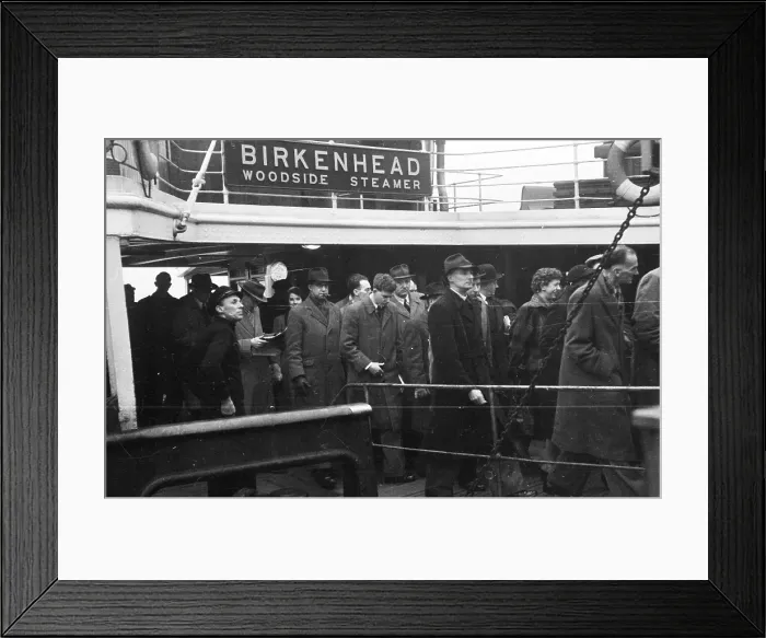 Framed Print : Liverpool Ferry Framed Print : Liverpool Ferry