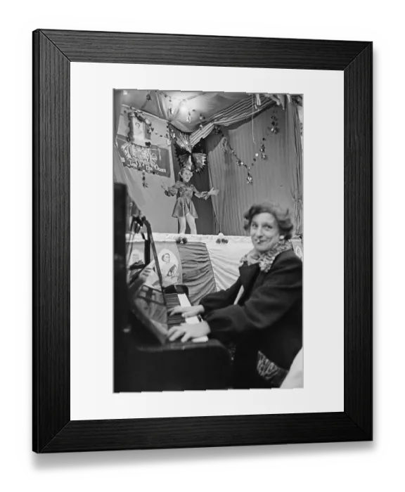 Framed Print : Coronation Entertainment Framed Print : Coronation Entertainment