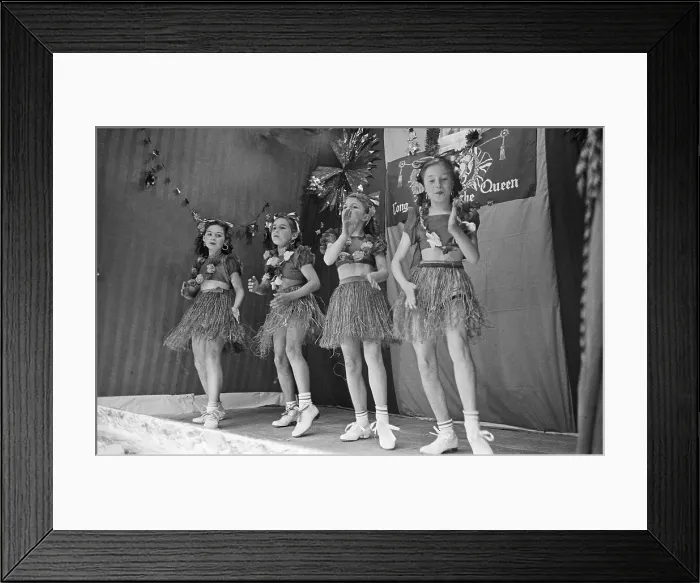 Framed Print : Coronation Party Show