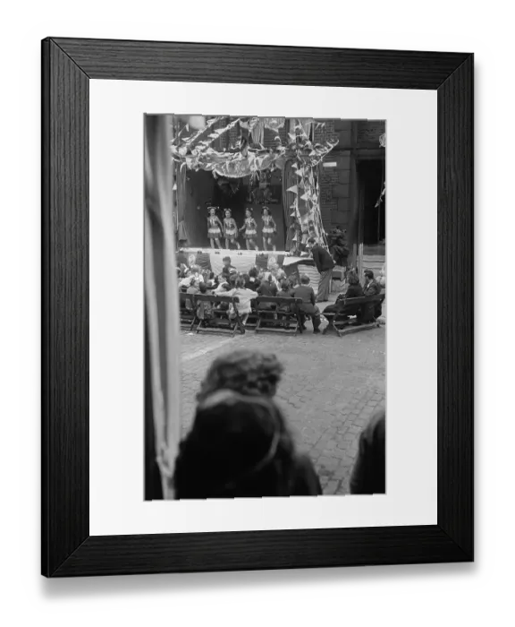 Framed Print : Coronation Party Show