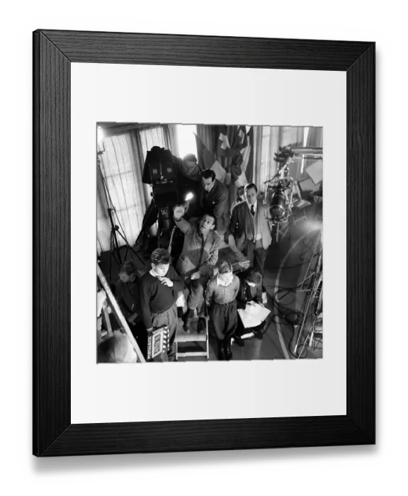 Framed Print : Holding The Light Framed Print : Holding The Light