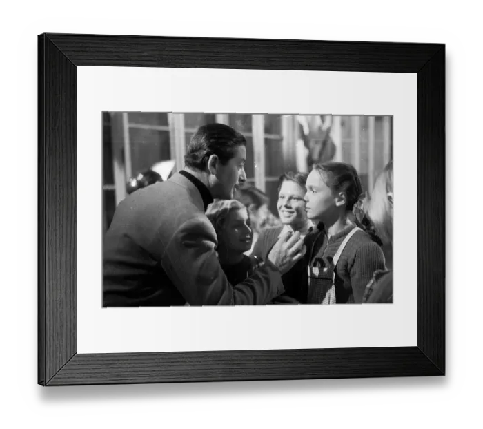 Framed Print : Directorial Advice Framed Print : Directorial Advice
