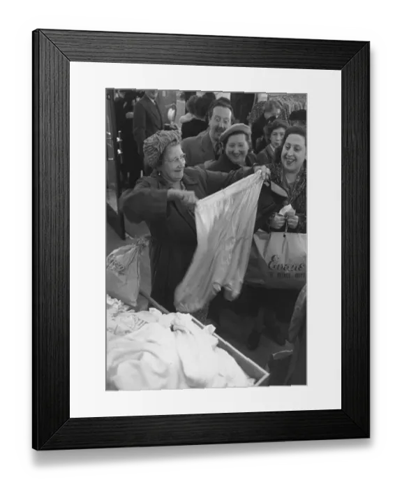 Framed Print : Blooming Lovely Framed Print : Blooming Lovely