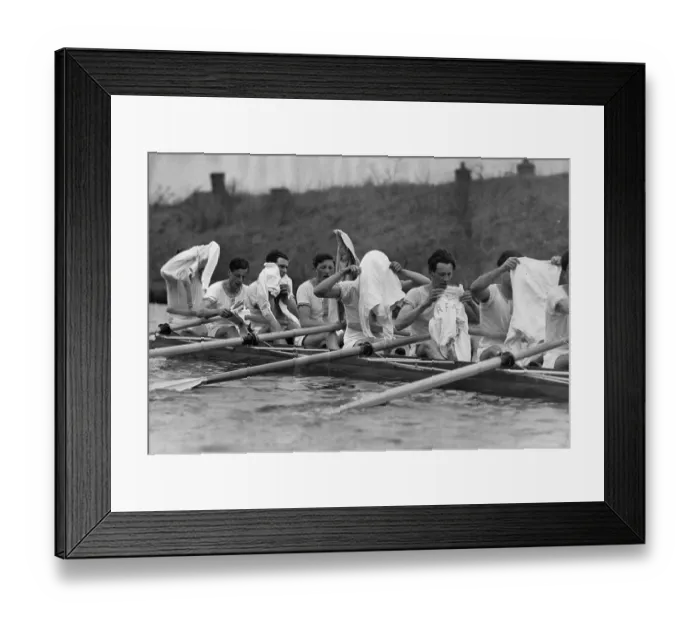 Framed Print : Cambridge Crew Framed Print : Cambridge Crew