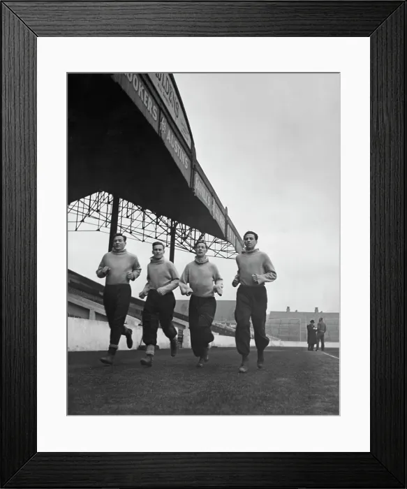 Framed Print : Manchester City Training Session Framed Print : Manchester City Training Session