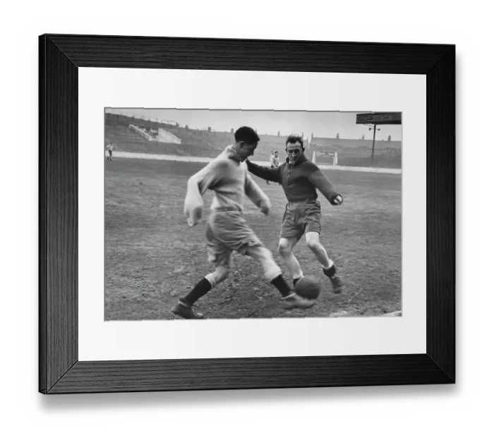 Framed Print : Manchester City Training Session Framed Print : Manchester City Training Session