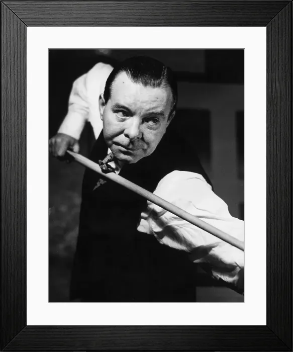 Framed Print : Joe Davis. February 1950: British snooker and billiards champion Joe Davis Framed Print : Joe Davis. February 1950: British snooker and billiards champion Joe Davis
