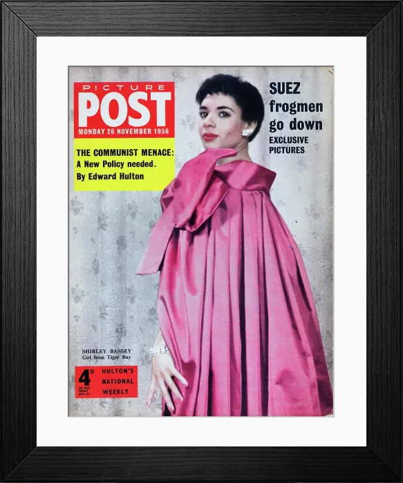 Framed Print : Shirley Bassey Framed Print : Shirley Bassey