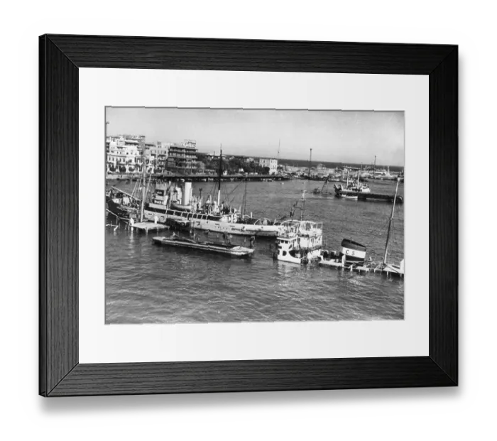 Framed Print : Suez Blockade Framed Print : Suez Blockade