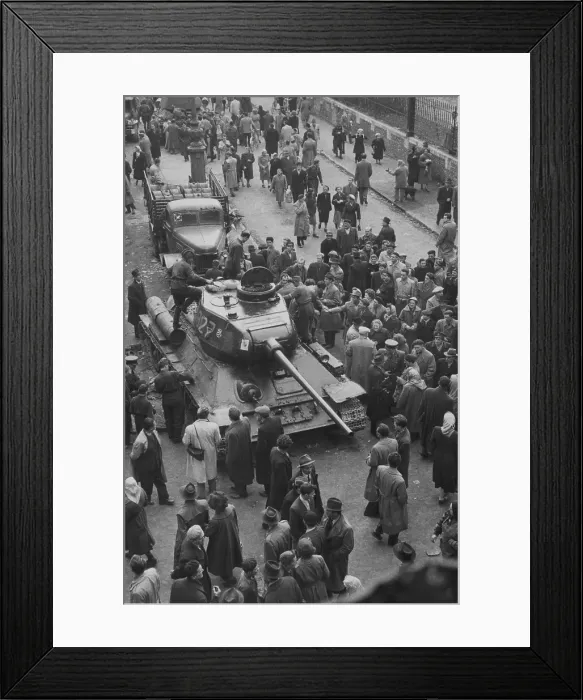Framed Print : Victory Tank Framed Print : Victory Tank