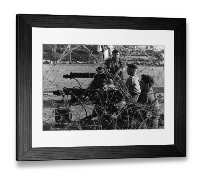 Framed Print : Manning Guns Framed Print : Manning Guns