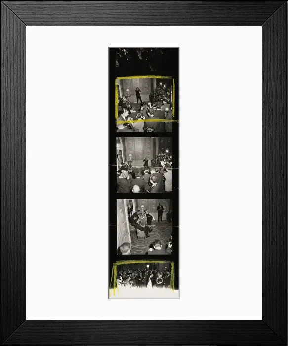 Framed Print : Monroe And Olivier Meet The Press Framed Print : Monroe And Olivier Meet The Press