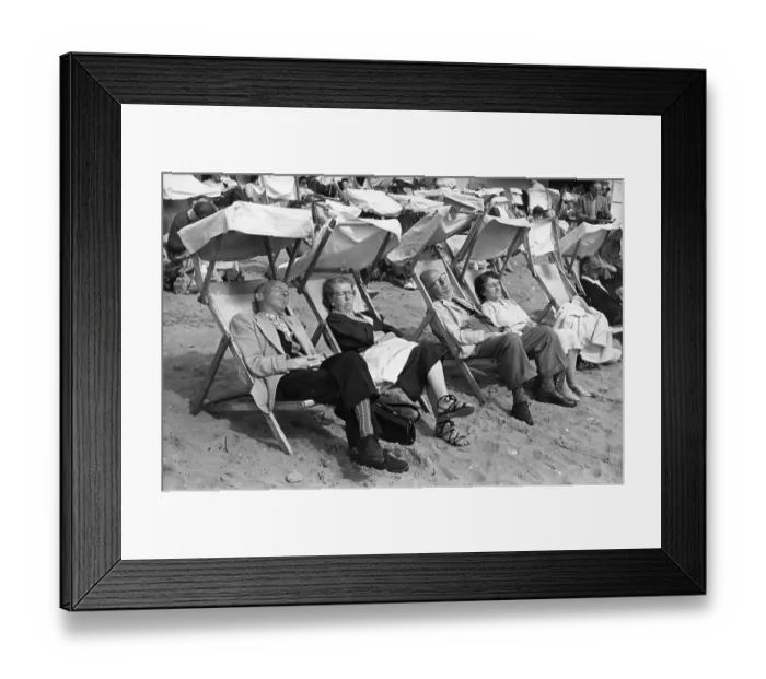 Framed Print : Holidaymakers Framed Print : Holidaymakers