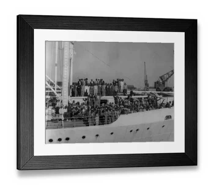 Framed Print : Southampton Docks Arrivals Framed Print : Southampton Docks Arrivals