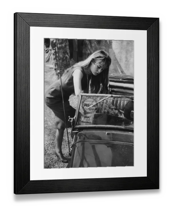 Framed Print : Brigitte Bardot Framed Print : Brigitte Bardot