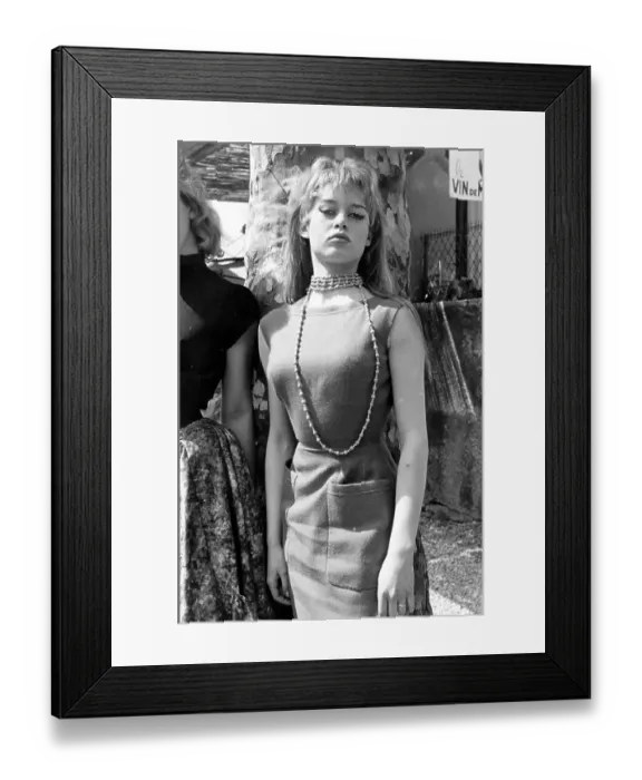 Framed Print : Brigitte Bardot Framed Print : Brigitte Bardot