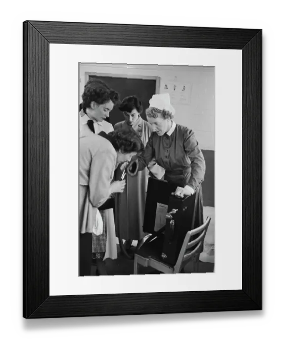Framed Print : Pain Relief In Childbirth Framed Print : Pain Relief In Childbirth