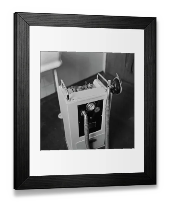 Framed Print : Pain Relief In Childbirth Framed Print : Pain Relief In Childbirth