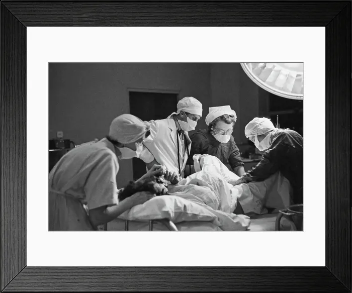 Framed Print : Pain Relief In Childbirth Framed Print : Pain Relief In Childbirth