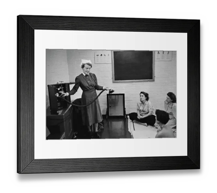 Framed Print : Pain Relief In Childbirth Framed Print : Pain Relief In Childbirth