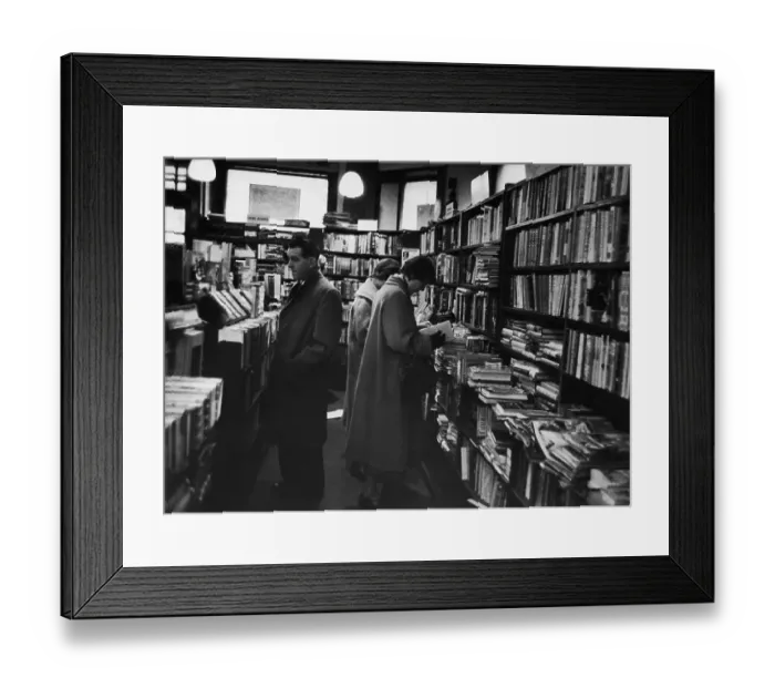 Framed Print : Foyles Bookshop Framed Print : Foyles Bookshop