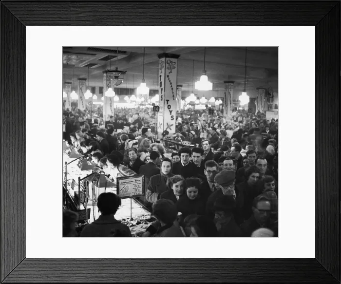 Framed Print : Christmas Rush Framed Print : Christmas Rush