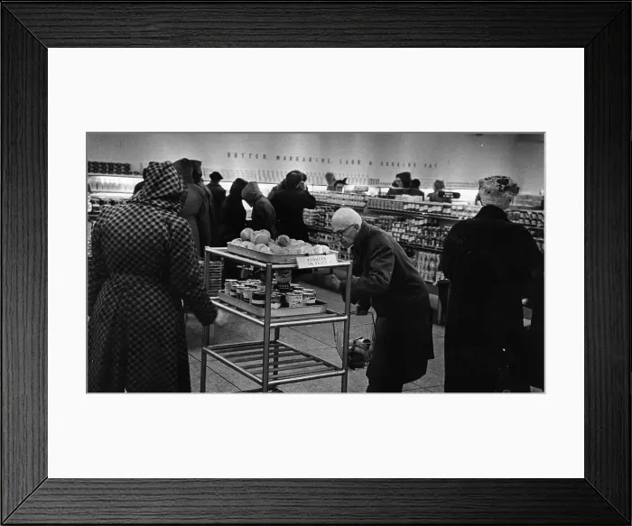 Framed Print : Supermarket Shoppers