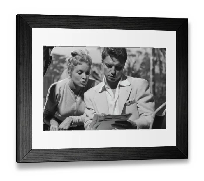 Framed Print : Safari. American actress Janet Leigh (1927 - 2004), Framed Print : Safari. American actress Janet Leigh (1927 - 2004),