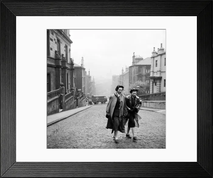 Framed Print : Glasgow Girls