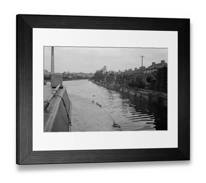 Framed Print : Grand Union Canal Framed Print : Grand Union Canal
