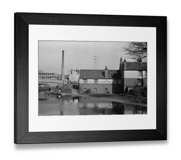 Framed Print : Grand Union Canal Framed Print : Grand Union Canal