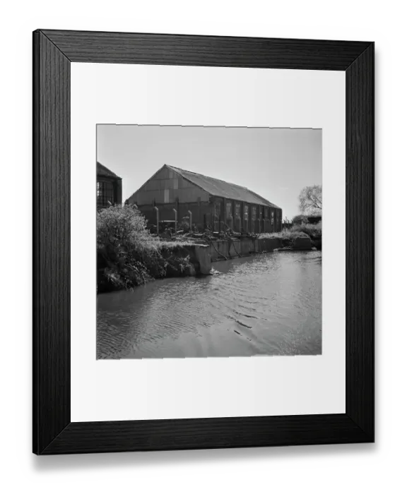 Framed Print : Grand Union Canal Framed Print : Grand Union Canal