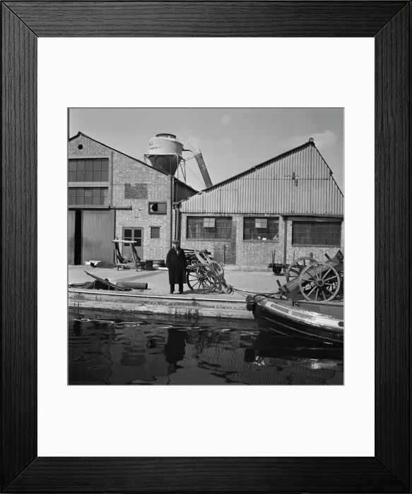 Framed Print : Grand Union Canal Framed Print : Grand Union Canal