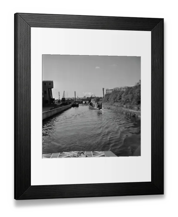 Framed Print : Grand Union Canal Framed Print : Grand Union Canal