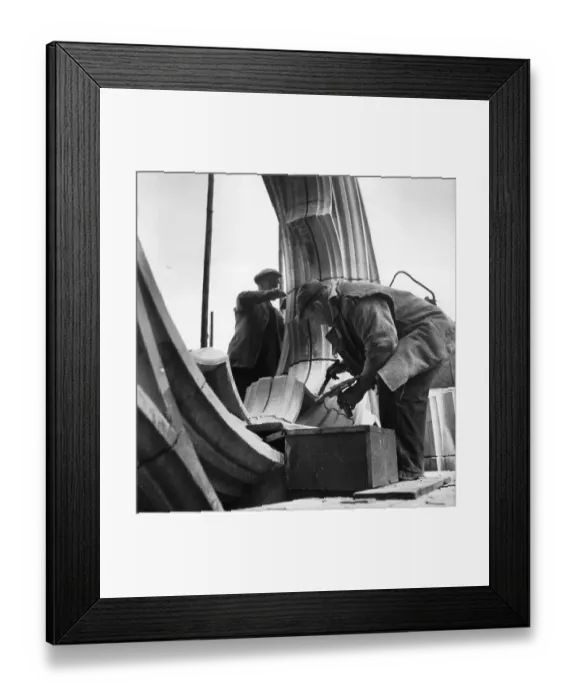 Framed Print : Stonemasons At Work Framed Print : Stonemasons At Work
