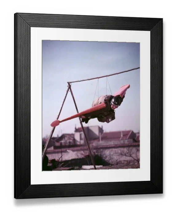 Framed Print : Birdman Leo Valentin demonstrates his method of flying Framed Print : Birdman Leo Valentin demonstrates his method of flying