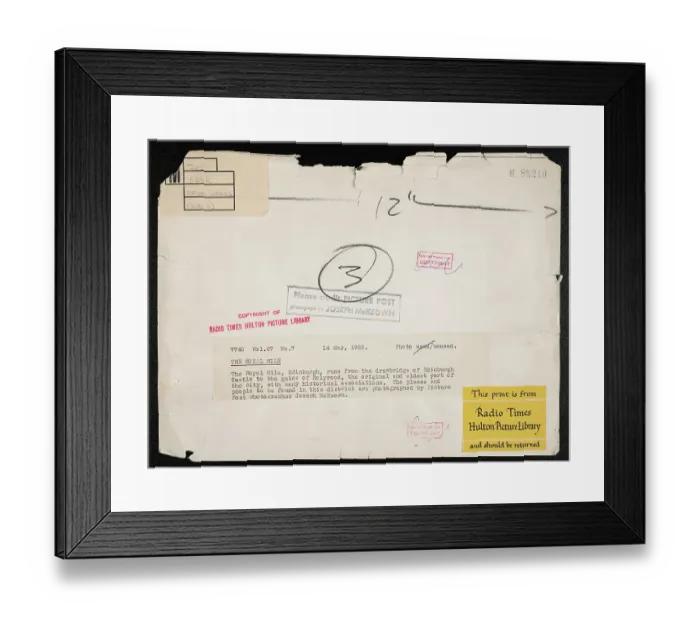 Framed Print : Edinburgh Boys Framed Print : Edinburgh Boys