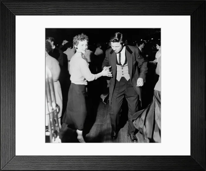Framed Print : Jitterbugging