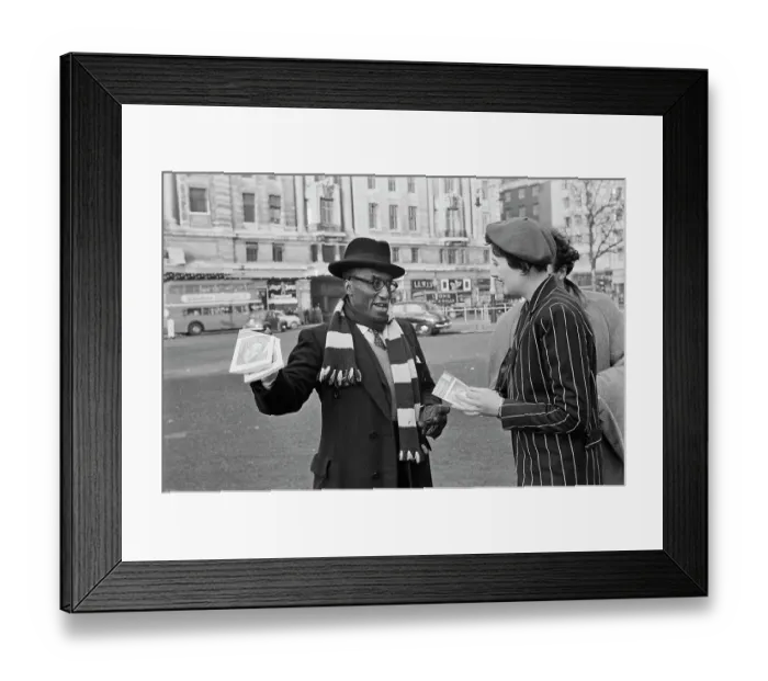Framed Print : South African Patricia Farrier Visit a Non-Apartheid Country For the First Time Framed Print : South African Patricia Farrier Visit a Non-Apartheid Country For the First Time